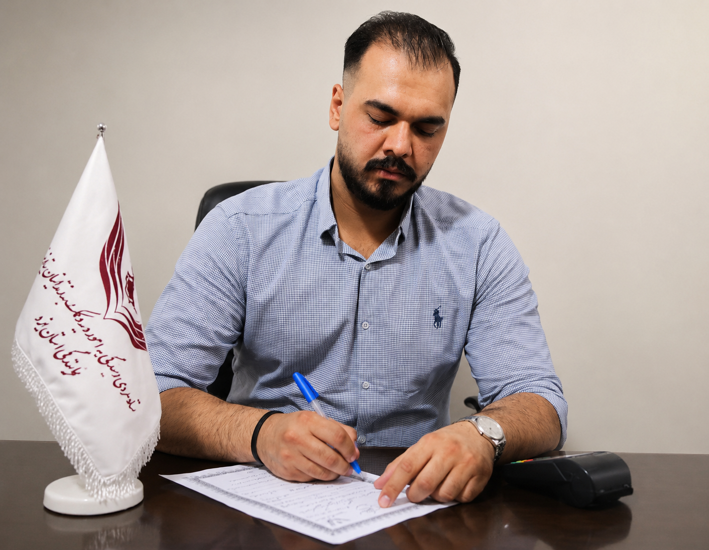 تداوم نذر آزادی؛ نیکوکار یزدی به یاد مادربزرگش، در آزادی زندانیان غیرعمد سهیم شد