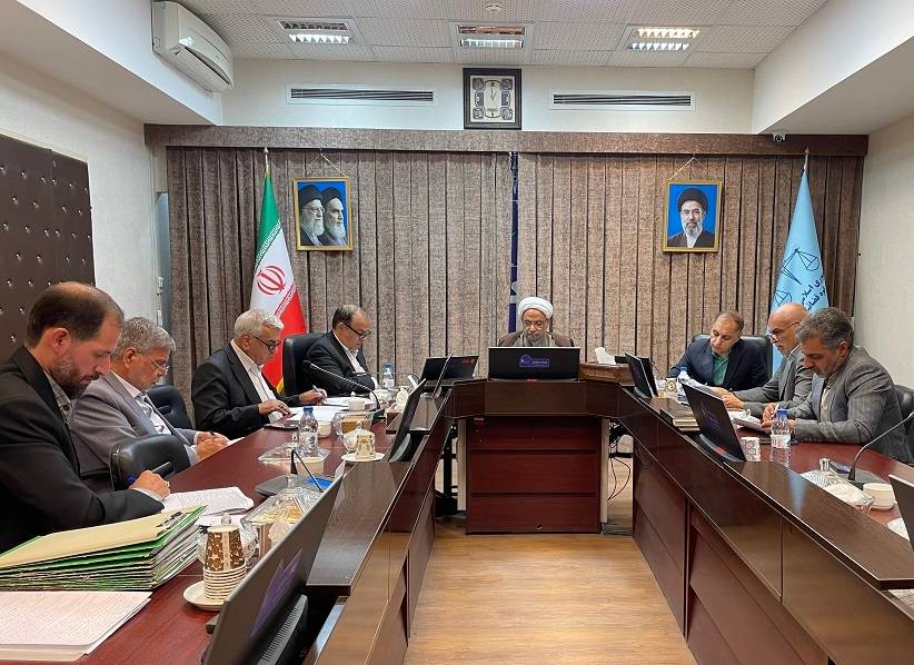 بررسی پرونده ۱۹ مددجوی محکوم مالی در نشست هیئت امنای ستاد مردمی دیه استان یزد
